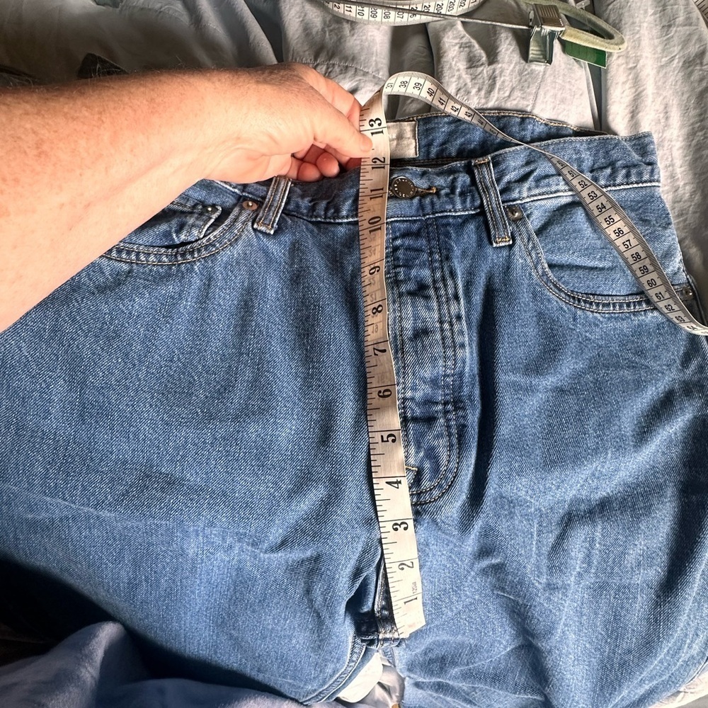 Women’s Everlane Size 28 Summer Slouch Jean. VGUC. Medium wash.Button fly! - Picture 12 of 16